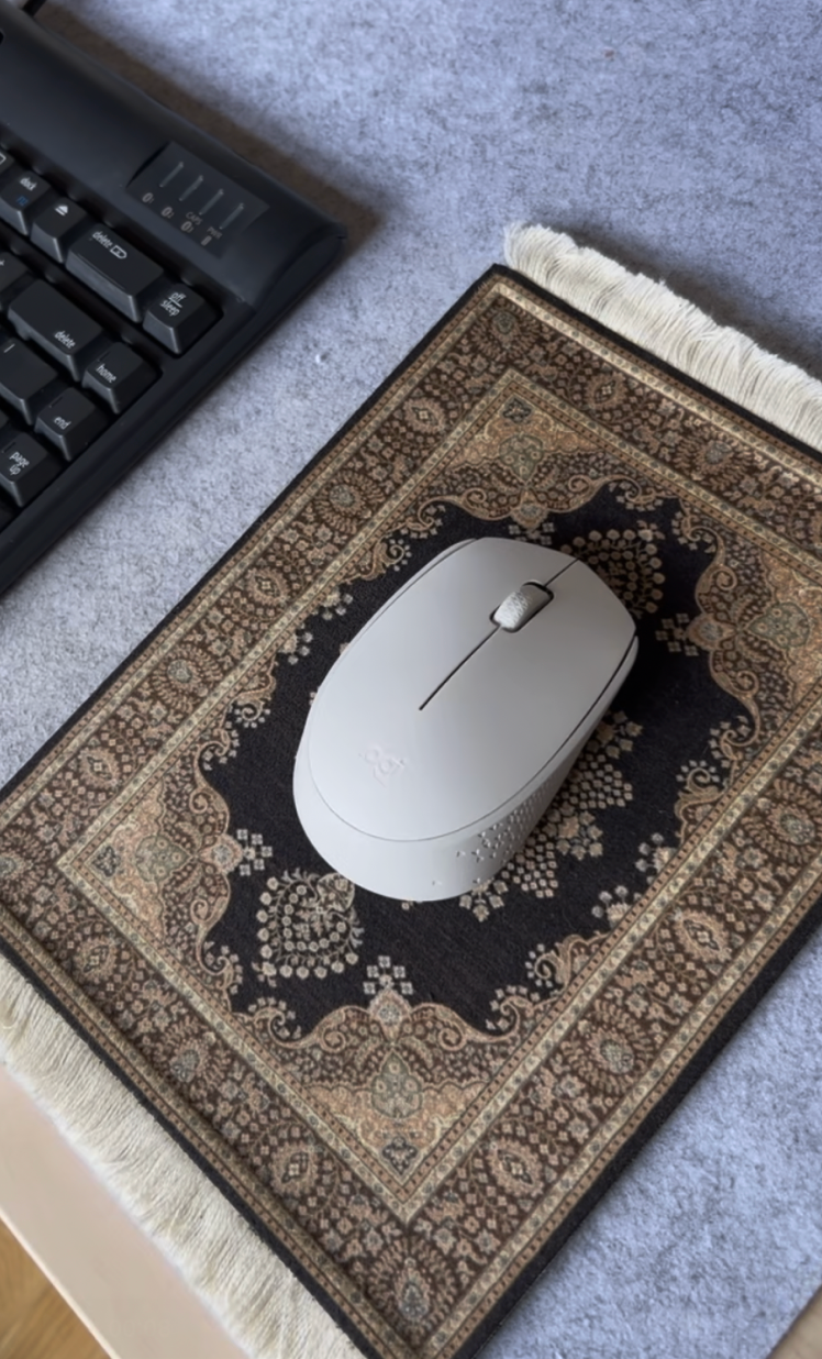 Smoke Rug Mouse Pad