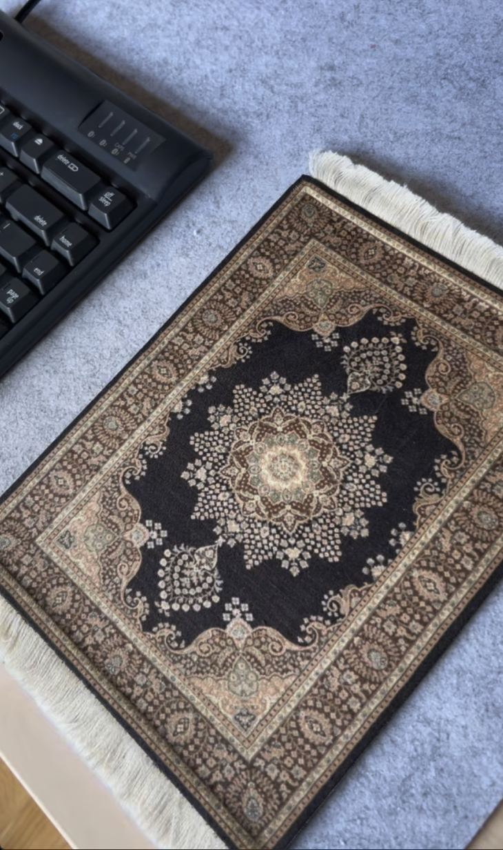 Smoke Rug Mouse Pad